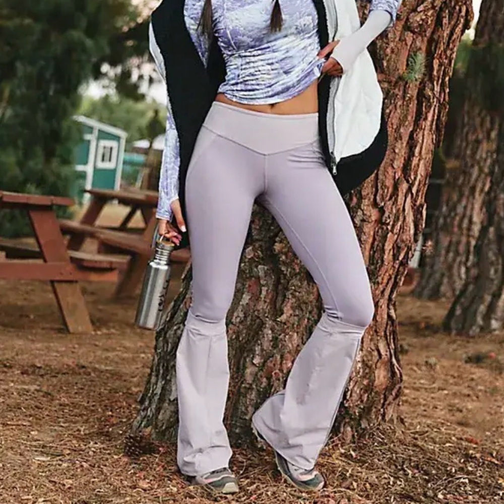 Free People Alpine Hike Mid Rise Flares | Mauve | Size XS